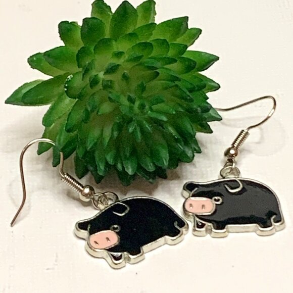 Pig Earring, Hog Earring, Gift Idea, Pig Jewelry, Hog Jewelry, Cute Earrings - Picture 1 of 4